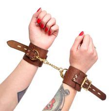 Наручники из итальянской кожи коричневые DS Fetish  