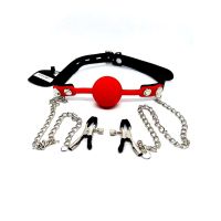 Кляп шарик в рот с зажимами на соски БДСМ красно черного цвета DS Fetish Locking gag with nipple clamps