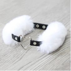 Чокер с белым мехом и кольцом сердцем DS Fetish