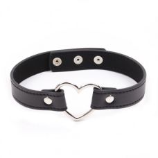 Чокер черного цвета с металлическими заклепками и сердцем DS Fetish Collar with heart black 