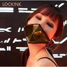 Маска кляп киберпанк БДСМ золотистого цвета Lockink
