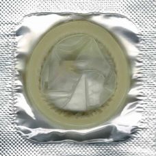 Презервативы люминесцентные из высококачественного натурального латекса желтого цвета Amor Neon 1 штука