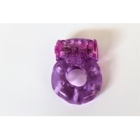 Кольцо эрекционное шипованое со стимуляцией клитора с вибрацией 1,5 см силиконовое Eroman фиолетовое