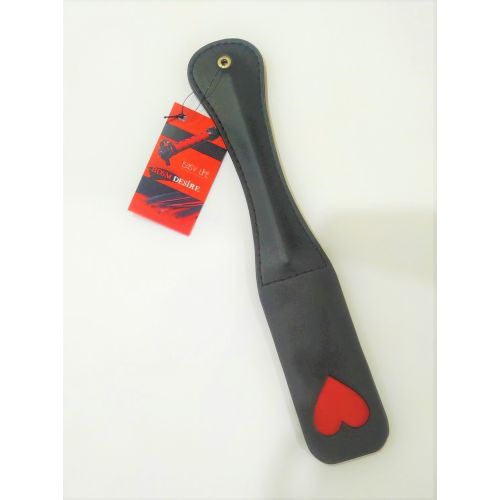 Шлепалка с красным сердечком из натуральной кожи черного цвета Easy Life BDSM Desire 