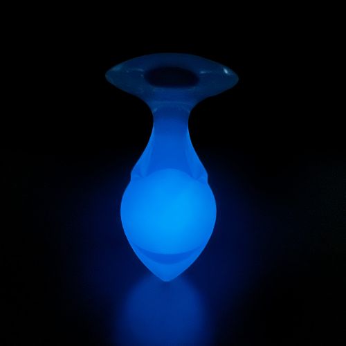 Люминесцентная анальная пробка силиконовая с шариком внутри голубая UNIVIBE