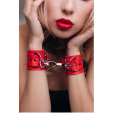 Наручники БДСМ искусственная кожа красного цвета Candy Hero модель HC4R размер One Size