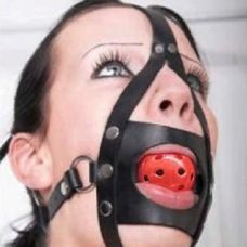 Кожаный кляп для рта черно-красный