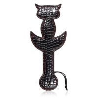 Кожаная шлепалка в виде кошки для БДСМ-игр черная
