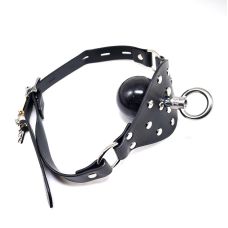Кляп шарик в рот БДСМ с кольцом черного цвета Bdsm4u