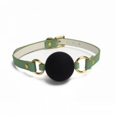 Кляп шарик в рот БДСМ силиконовый черного цвета с зеленым ремешком Bdsm4u