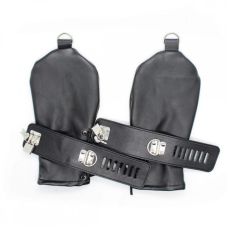 Наручники варежки для БДСМ игр черные Strict Leather Locking Mittens