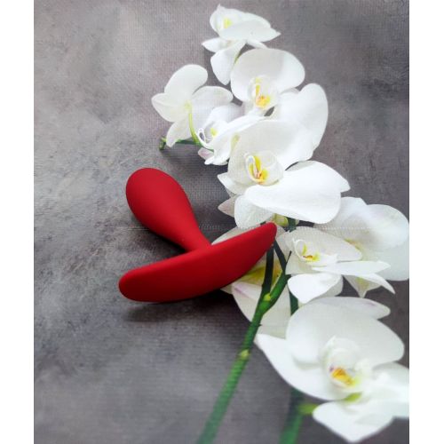 Анальна пробка силіконова червоного кольору Loveshop