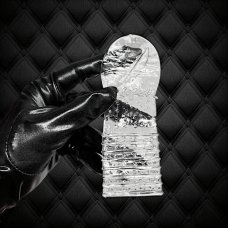 Закрытая насадка на член с шипами прозрачного цвета Sexy desires Spikes hat