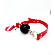 Силиконовый кляп шарик в рот БДСМ с цепочкой красно черного цвета DS Fetish размер M