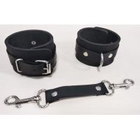 Кайдани для фіксації рук Feral Feelings hand Restraints чорні для БДСМ