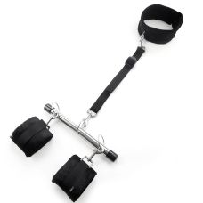 Фиксатор для фиксации рук и шеи БДСМ черного цвета Art of Sex Trust me