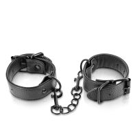 Наручники БДСМ из искусственной кожи черного цвета Fetish Tentation Adjustable Handcuffs