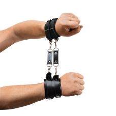 Наручники мужские из искусственной кожи черного цвета Art of Sex Dragons man