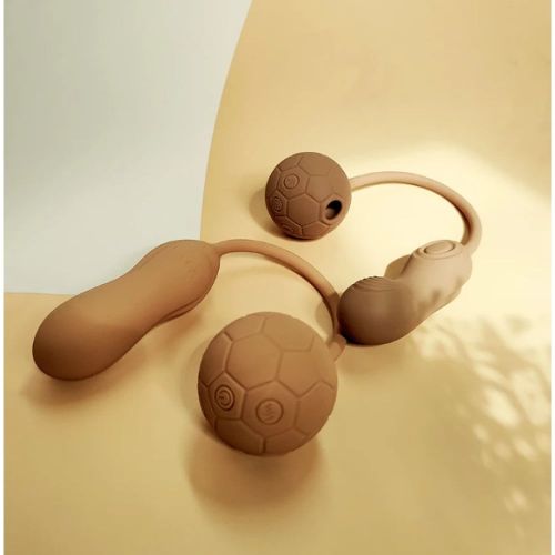 Двойной вибратор вагинальный для точки G и с вакуумом в виде мяча для клитора коричневого цвета Sweet Em модель 0036F