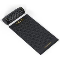 Масажний килимок для тіла чорного кольору Lelo Relax Body Mat