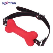 Кляп в рот в виде косточки БДСМ силиконовый красный Roomfun Bone Gag 