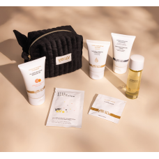 Набір чуттєвої косметики для пар з косметичкою колір: чорний YESforLOV Delightful Velvet Kit