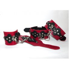 Система фиксации БДСМ для рук и ног из натуральной кожи красного цвета с черными вставками с заклепками Scappa