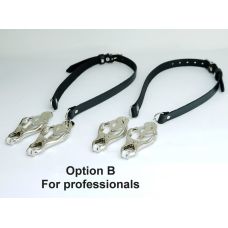 Зажимы Расширители для вагины премиум класса БДСМ из металла и натуральной кожи серебристо черного цвета Scappa